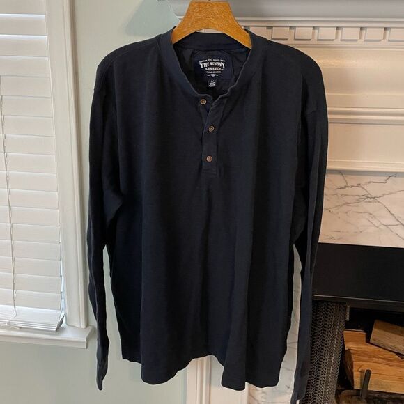 The New Ivy Brand Classics Navy Long Sleeve - Picture 1 of 2